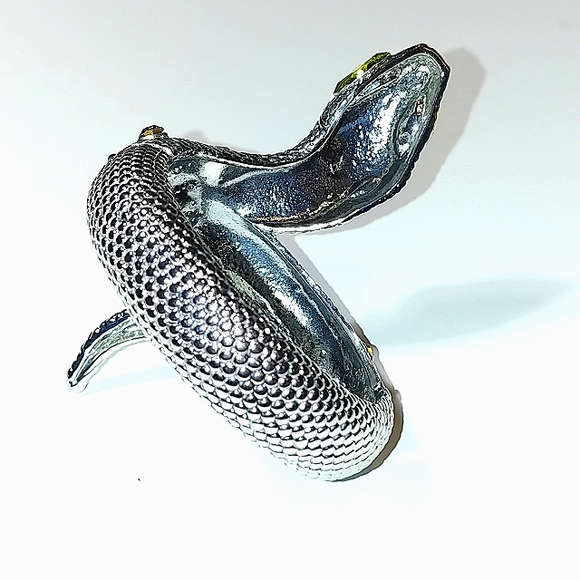 Large snake & lizard bangle ✨ BOGO FREE✨ - Picture 4 of 10